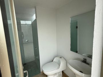 Casa en Venta – Valle Imperial, Coto 19 (Imperio Maya)