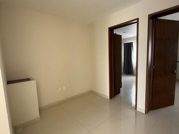 Casa en Venta – Valle Imperial, Coto 19 (Imperio Maya)