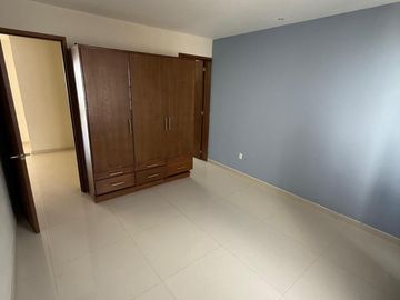 Casa en Venta – Valle Imperial, Coto 19 (Imperio Maya)