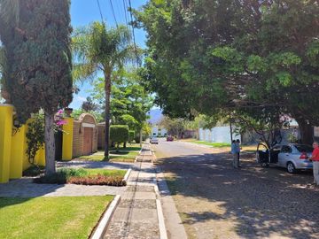 Hermoso terreno en La Floresta