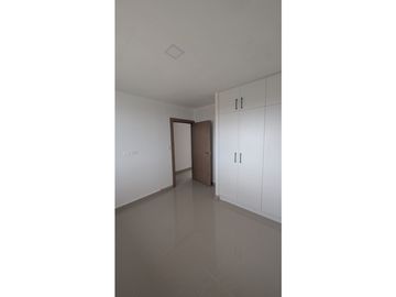En venta casa de dos pisos sector Cdla Manta azul.