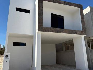CASA NUEVA DE 3 RECÁMARAS EN VENTA EN RESIDENCIAL LA HACIENDA, CAMPECHE