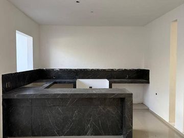 CASA NUEVA DE 3 RECÁMARAS EN VENTA EN RESIDENCIAL LA HACIENDA, CAMPECHE