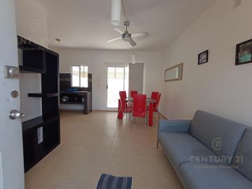 En Venta Linda Casa de 2Rec. Fracc. Real Bilbao