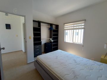 En Venta Linda Casa de 2Rec. Fracc. Real Bilbao