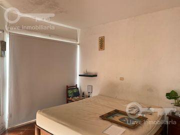 Casa de 2 niveles con consultorio en Venta en Av Miguel Hidalgo,Col. Benito Juarez N, Coatzacoalcos.