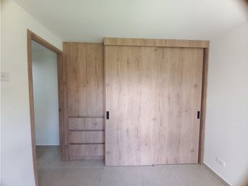Apartamento para la venta en la ceja