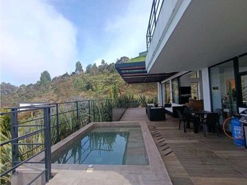 Casa Campestre En Venta, La Catedral - Envigado