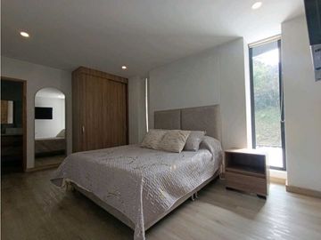 Casa Campestre En Venta, La Catedral - Envigado