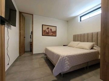 Casa Campestre En Venta, La Catedral - Envigado
