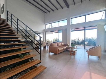 Casa Campestre En Venta, La Catedral - Envigado
