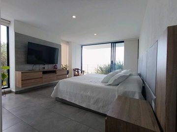 Casa Campestre En Venta, La Catedral - Envigado
