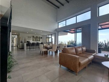 Casa Campestre En Venta, La Catedral - Envigado