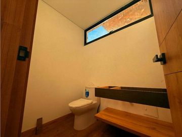 Casa Campestre En Venta, Alto de Palmas - Envigado
