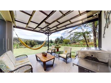 Casa Campestre En Venta, Alto de Palmas - Envigado