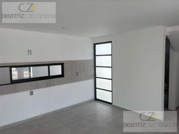 CASA NUEVA, PRIVADA ANTAL, COL. PIRACANTOS, PACHUCA, HGO.