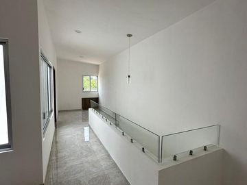 Casa en Fraccionamiento Burgos Bugambilias