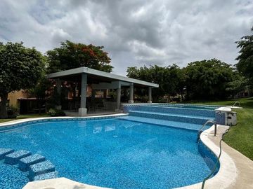 Casa en Fraccionamiento Burgos Bugambilias