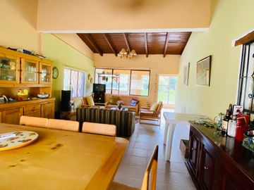 Hacienda de venta 2Ha. en Guayllabamba a $50 cada m/2 (con plantaciones de aguacate, limón, chirimoy