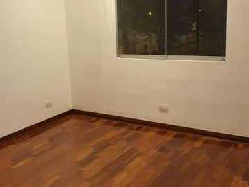 Alquilo departamento frente al Parque Reducto en Miraflores