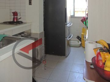 Amplio y Sólido, 2 Dormitorios 1 Baño. Metro Matta