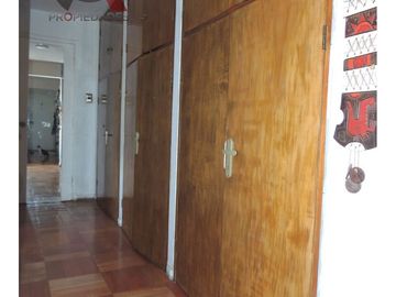 Amplio y Sólido, 2 Dormitorios 1 Baño. Metro Matta