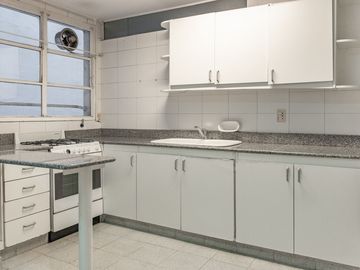 VENTA DEPTO 3 AMB CATEGORIA RECOLETA