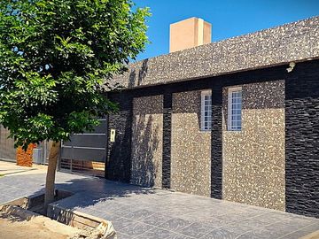 VENTA CASA APTA CREDITO 3 DORMITORIOS RIVADAVIA
