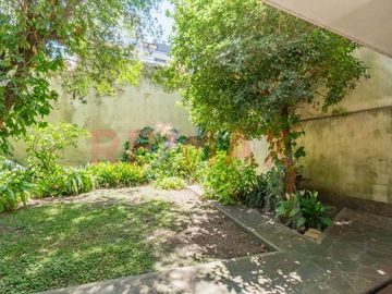 Venta Recoleta Depto 4 amb + Dep Balcón y Patio