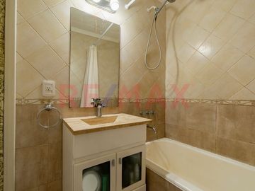 Venta Recoleta Depto 4 amb + Dep Balcón y Patio