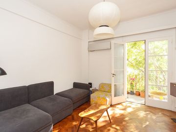 VENTA 4 AMBIENTES BALCON CORRIDO FRENTE COLEGIALES