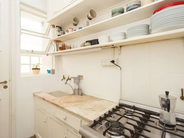 VENTA 4 AMBIENTES BALCON CORRIDO FRENTE COLEGIALES