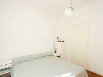 VENTA 4 AMBIENTES BALCON CORRIDO FRENTE COLEGIALES