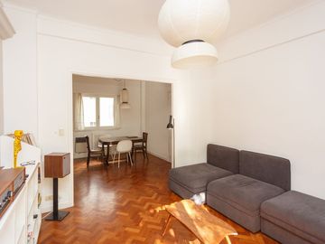 VENTA 4 AMBIENTES BALCON CORRIDO FRENTE COLEGIALES