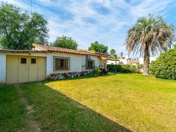 CASA EN VENTA EN OLIVEROS