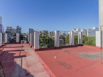 Venta PH 5 ambientes c/ terraza en Chacarita