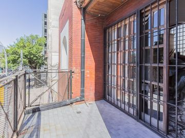 Venta PH 5 ambientes c/ terraza en Chacarita