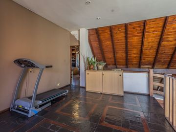Venta PH 5 ambientes c/ terraza en Chacarita