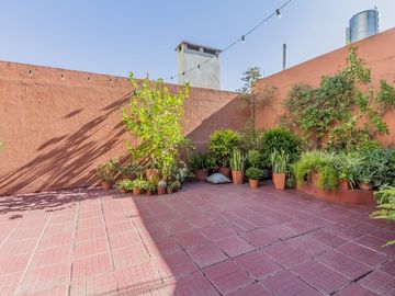 Venta PH 5 ambientes c/ terraza en Chacarita