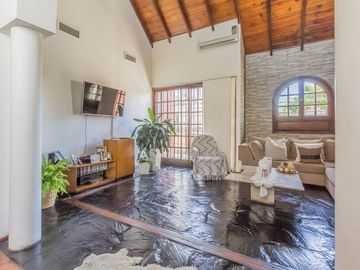 Venta PH 5 ambientes c/ terraza en Chacarita