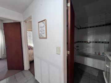 VENTA DUPLEX 4 AMB COCHERA  PALOMAR APTO CREDITO