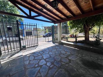 VENTA DUPLEX 4 AMB COCHERA  PALOMAR APTO CREDITO