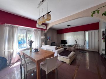VENTA DUPLEX 4 AMB COCHERA  PALOMAR APTO CREDITO
