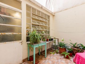 Venta Semipiso 3 Amb. con Dep. y Patio - Palermo