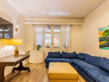 Venta Semipiso 3 Amb. con Dep. y Patio - Palermo