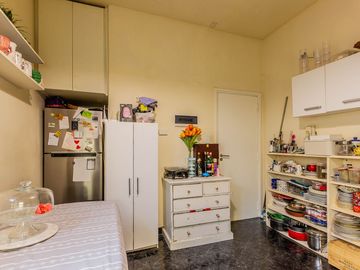 Venta Semipiso 3 Amb. con Dep. y Patio - Palermo