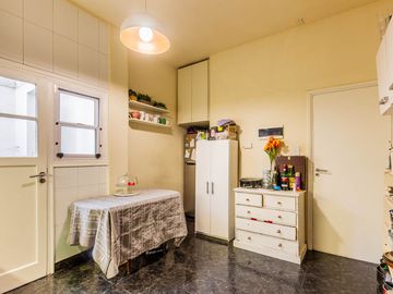 Venta Semipiso 3 Amb. con Dep. y Patio - Palermo