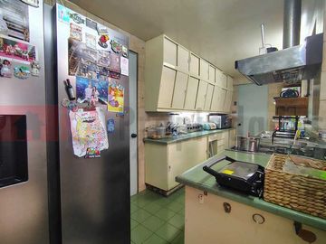 Casa en venta en LA REINA
