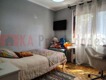 Casa en venta en LA REINA