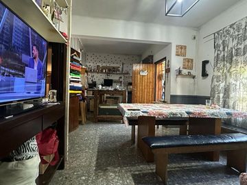 CASA 4 AMBIENTES EN VENTA EN DON BOSCO CON JARDIN